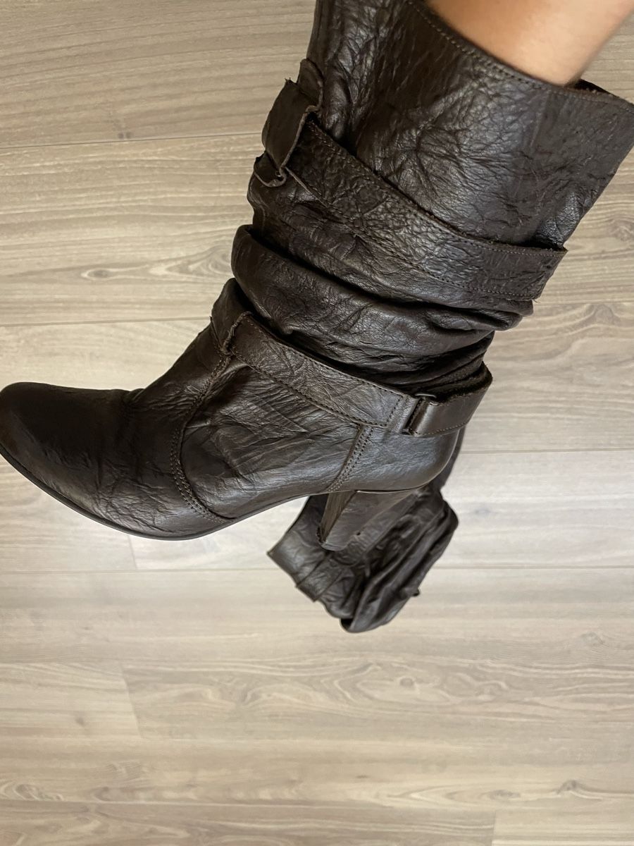 Scarpe da donna: Bottines brun foncé, taille 34 – Usato da Sierre venduto da Ruyfigas 3