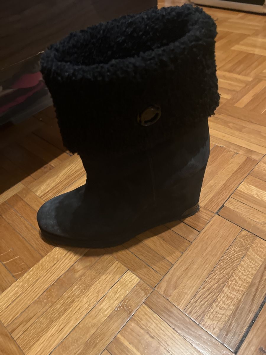 Moncler Damenschuhe: Schwarze Winter Schuhe MONCLER – Gebraucht aus Hombrechtikon von pat_wr7s 1