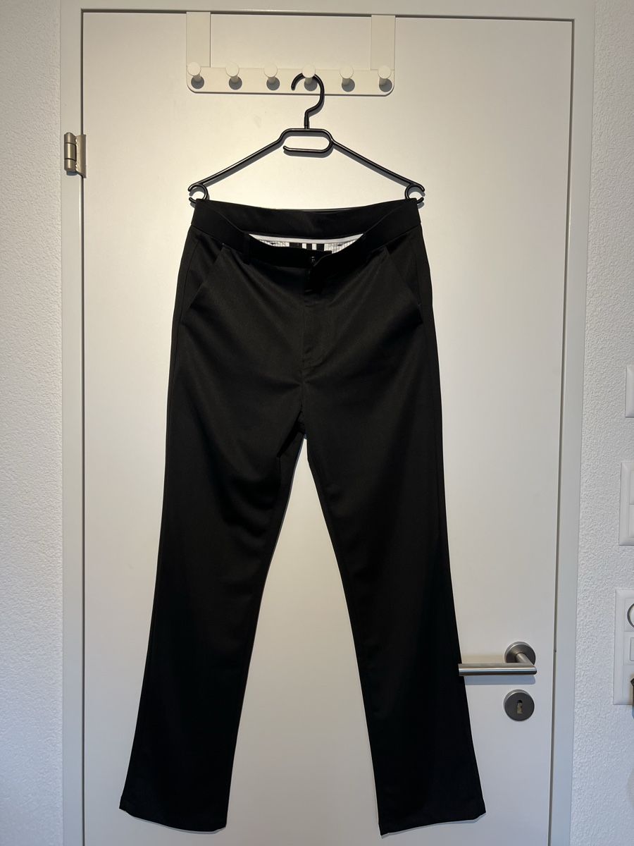Pantaloni: Schwarze Hose – Nuovo (secondo la descrizione) da Pfäffikon SZ venduto da pdroth