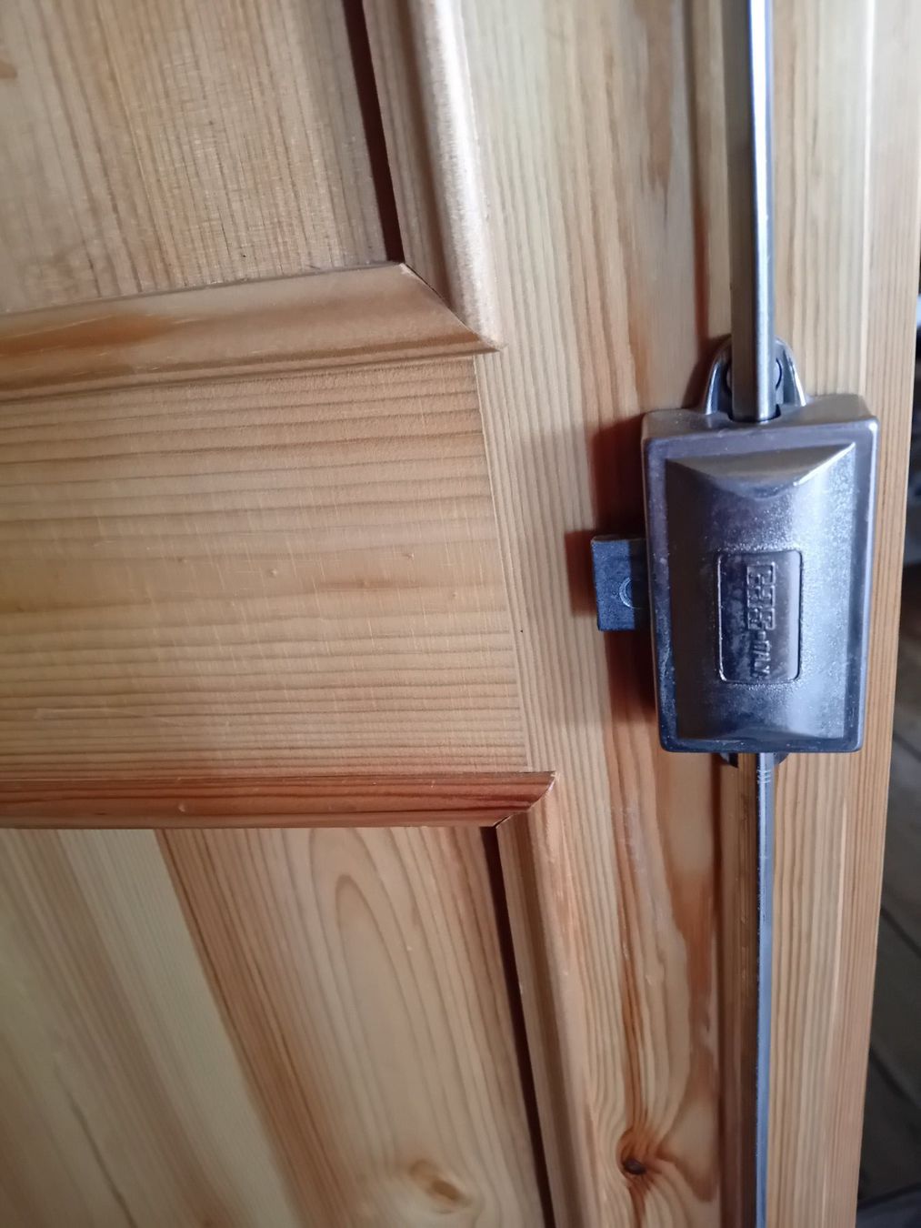 Armadi: Möbel-Set: Kleider-Schrank,Bett und Kommode – Usato da Rüthi (Rheintal) venduto da titlis07 3