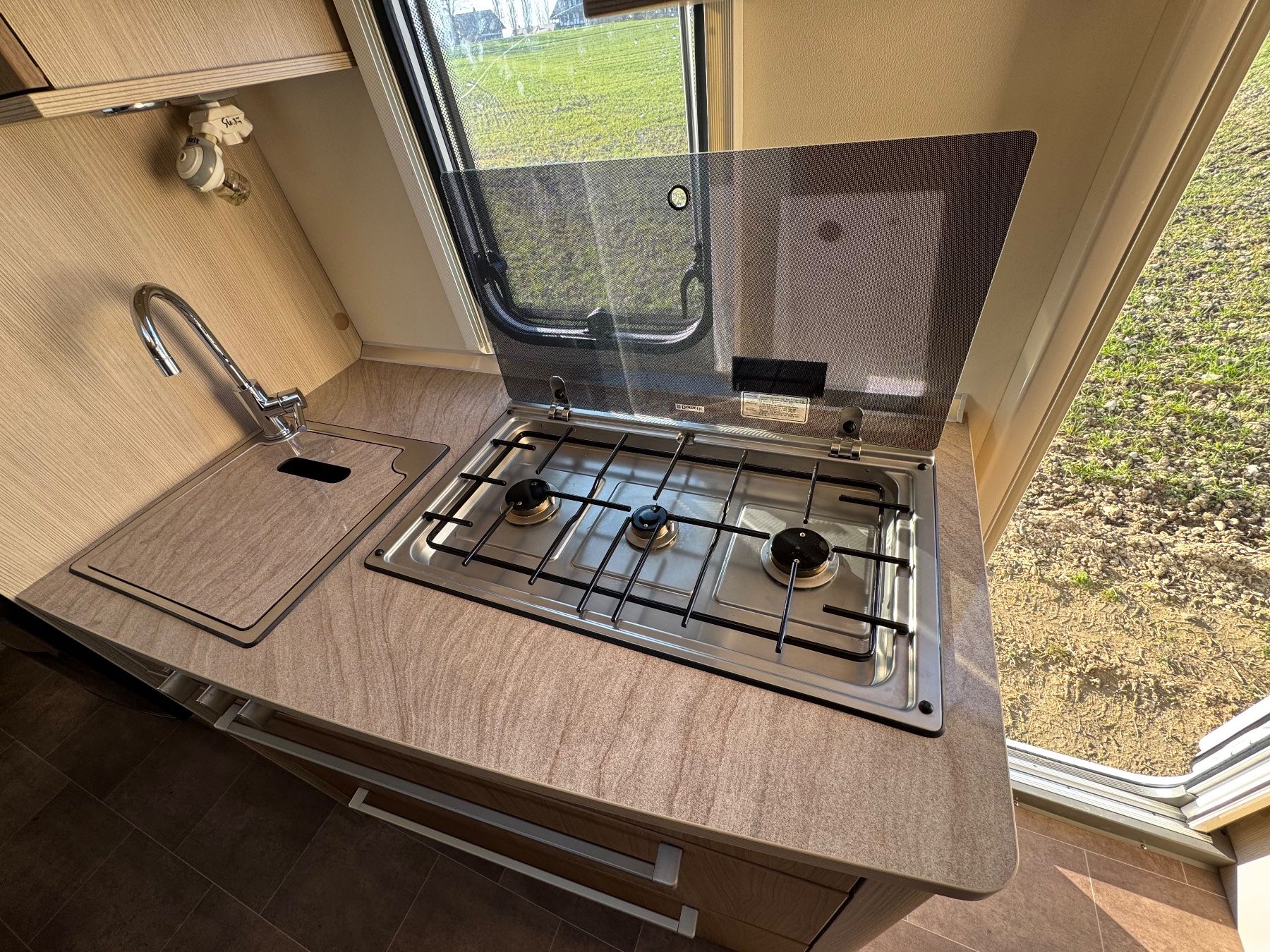 Bürstner Camping Fahrzeuge: Bürstner Averso 560TK – Gebraucht aus Bern von TobiasGkG 8