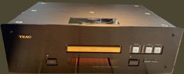 TEAC VRDS-10 CD Player