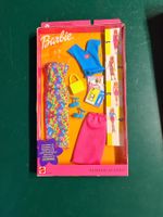 Barbie Fashion Avenue Kleider Set guter Zustand