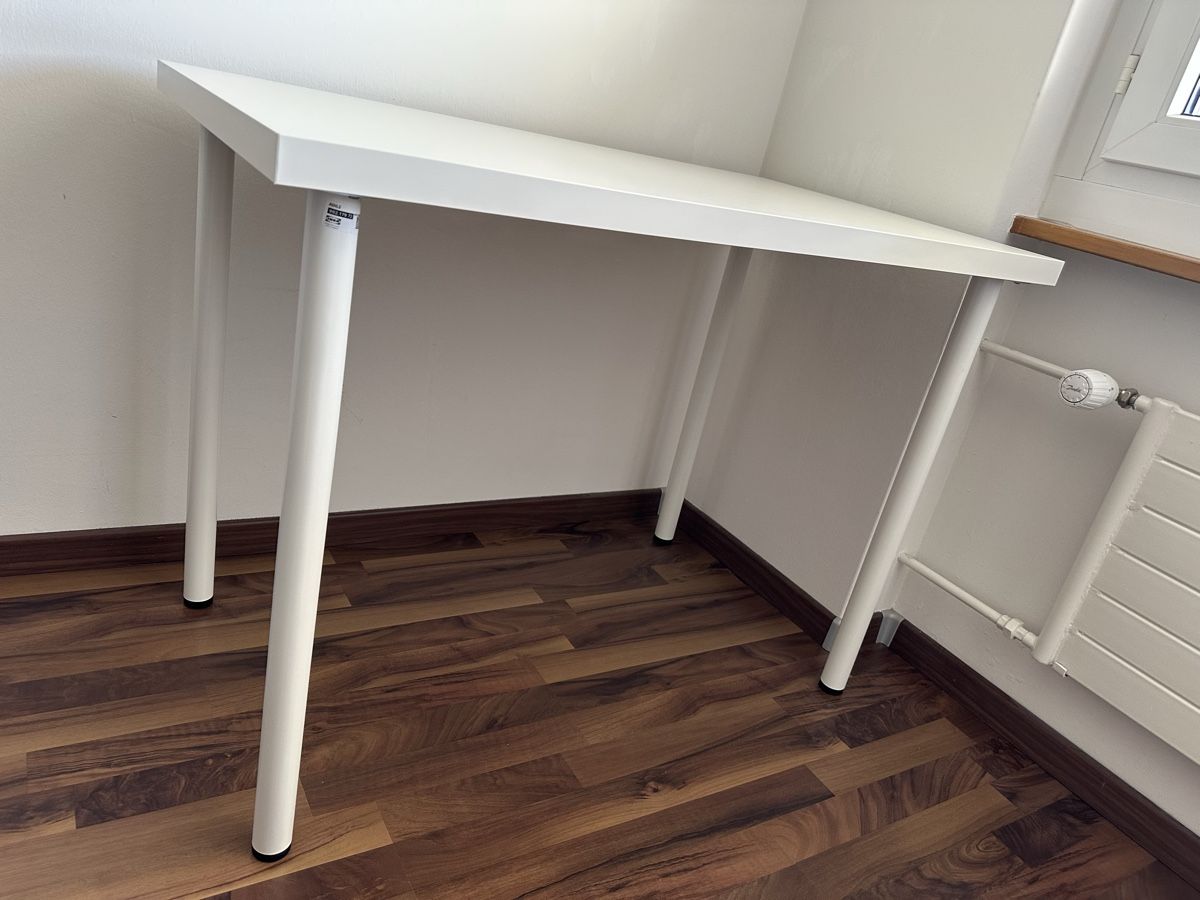 Ikea Bureaux: Tisch – D'occasion à Winterthur par ani_6p9f 2