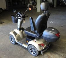 zu verkaufen: Seniorenmobil Carpo 4XP C