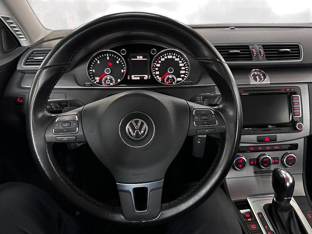 VW Automobili: VW Passat 2.0 TDI Variant 4Motion DSG – Usato da Urtenen-Schönbühl venduto da inf_yc7h 6