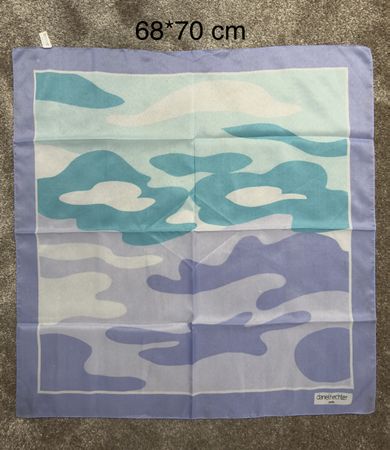 Foulard vintage Daniel Hechter Paris  – 68x70