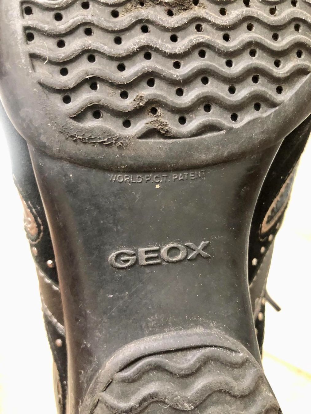 Scarpe da donna: Geox Schuhe – Usato da Schlieren venduto da Sunshines 1