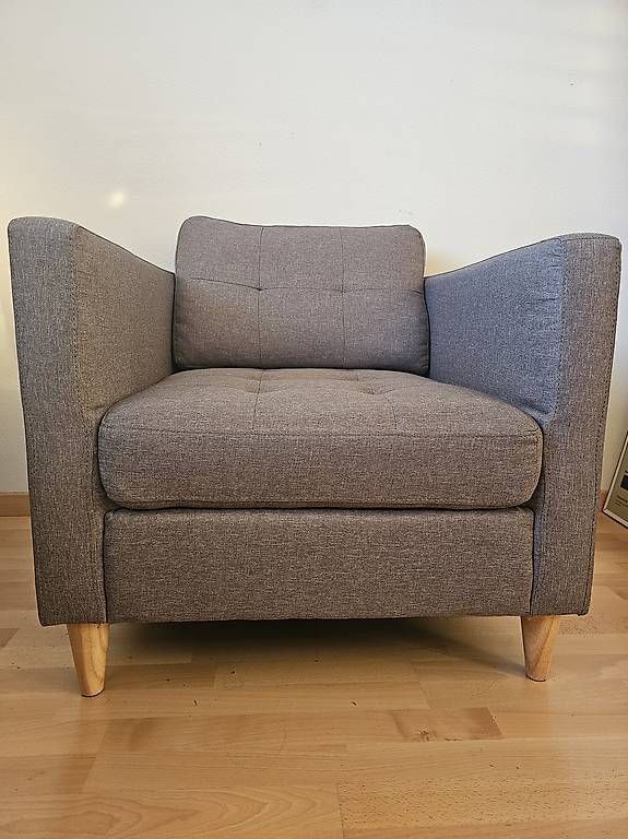 Poltrone: IKEA Sessel Grau – Usato da Bern venduto da Swini 4