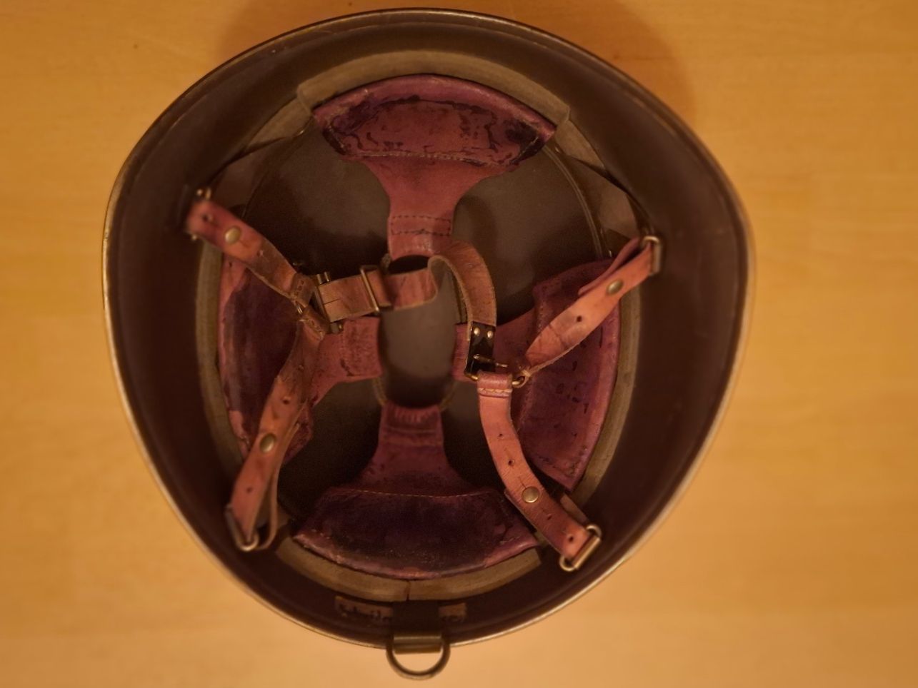 Uniformi & Effetti personali: Casque militaire / armée suisse – Usato da Bonfol venduto da sch_qy5d 1
