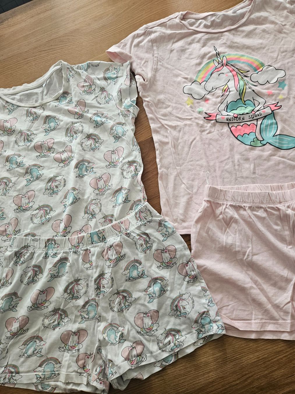 Pigiama & Simili: 2 kurze Pyjama Gr. 146-152 – Usato da Engelburg venduto da ynnoc19