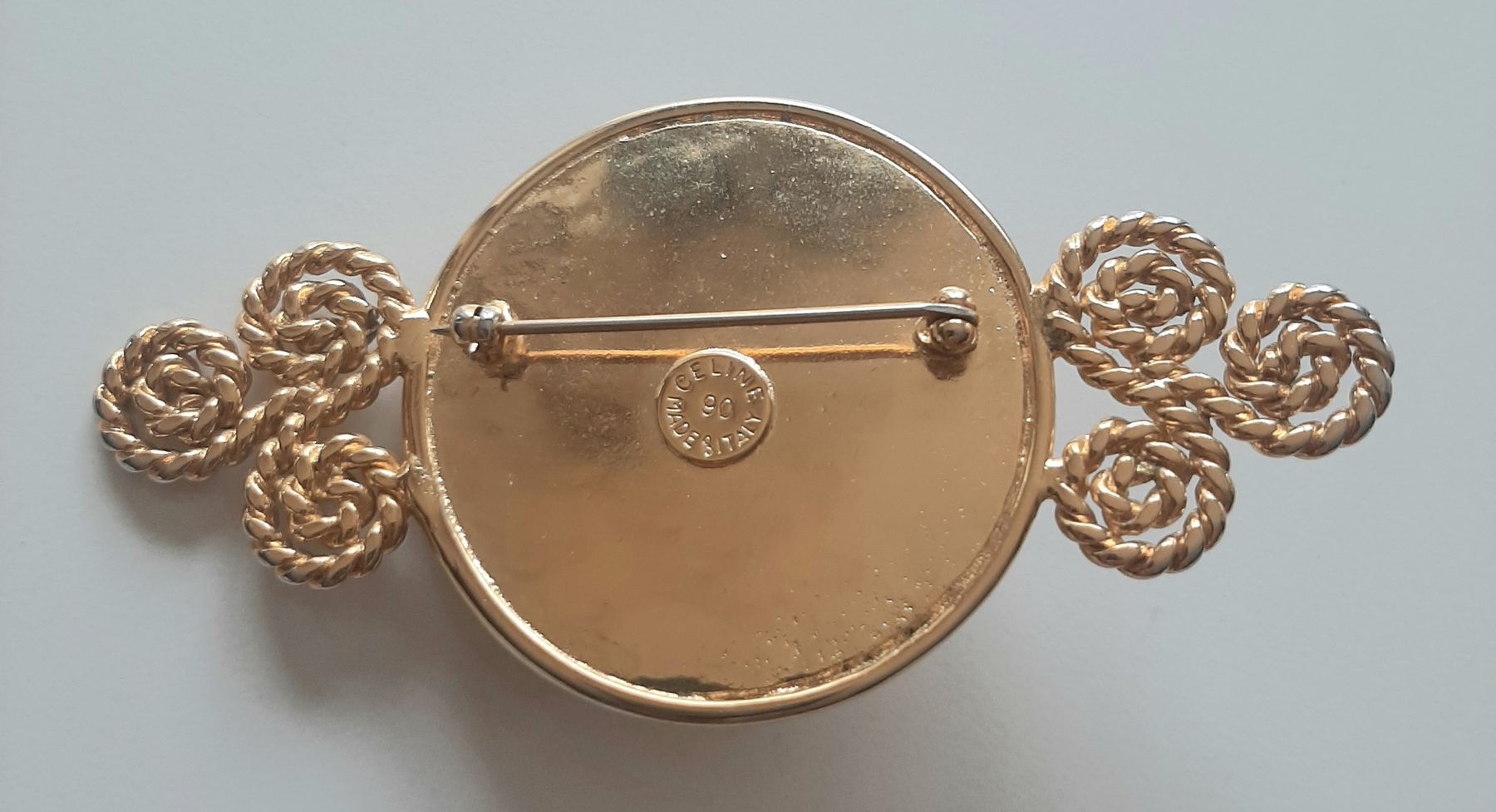Celine Spille & Fermagli: Rare broche Celine vintage – Usato da Chêne-Bourg venduto da chsandra34 7