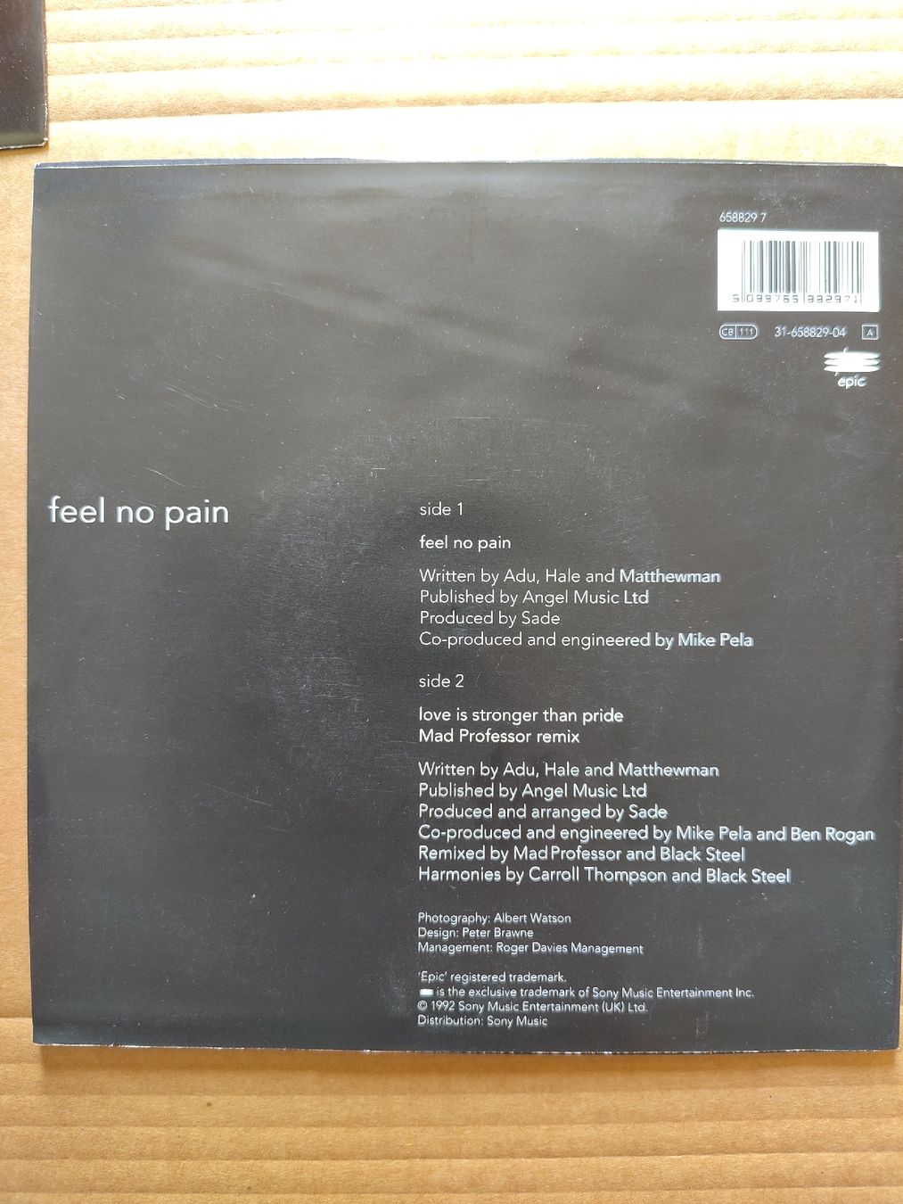 Dischi in vinile: Sade - Feel No Pain 7" Single – Usato da Büsserach venduto da Bey23 1