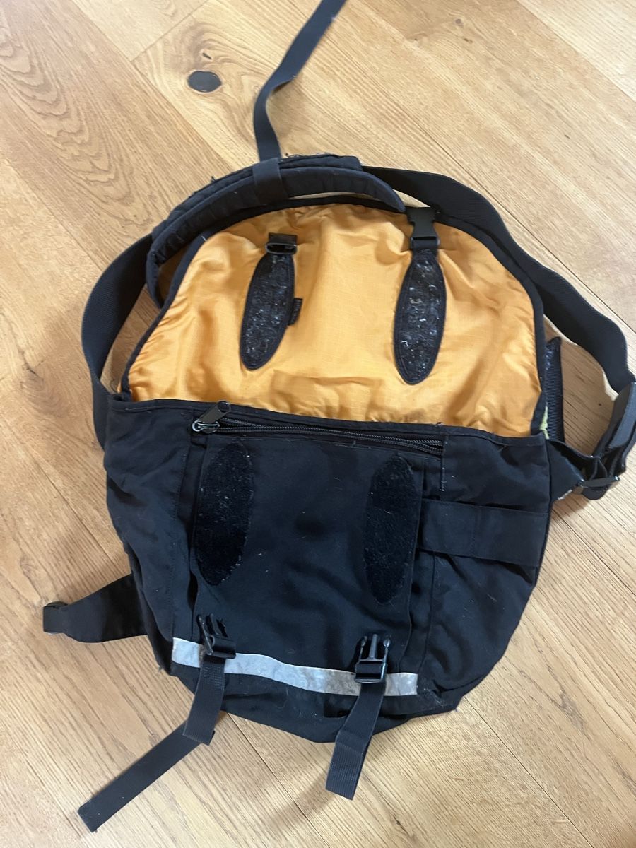 Borse da donna: Schultertasche – Usato da Flawil venduto da 1pierino 2
