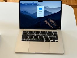 Apple MacBook Air 15 zoll - M2 (2023) - 256GB - Starlight
