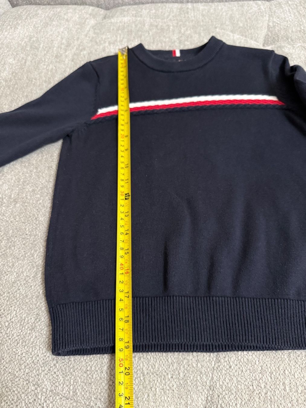 Tommy Hilfiger Maglioni & Felpe: 2 Pullover Gr. 122 Tommy Hilfiger, Pangaia – Usato da Uetikon am See venduto da Fraufox1 2
