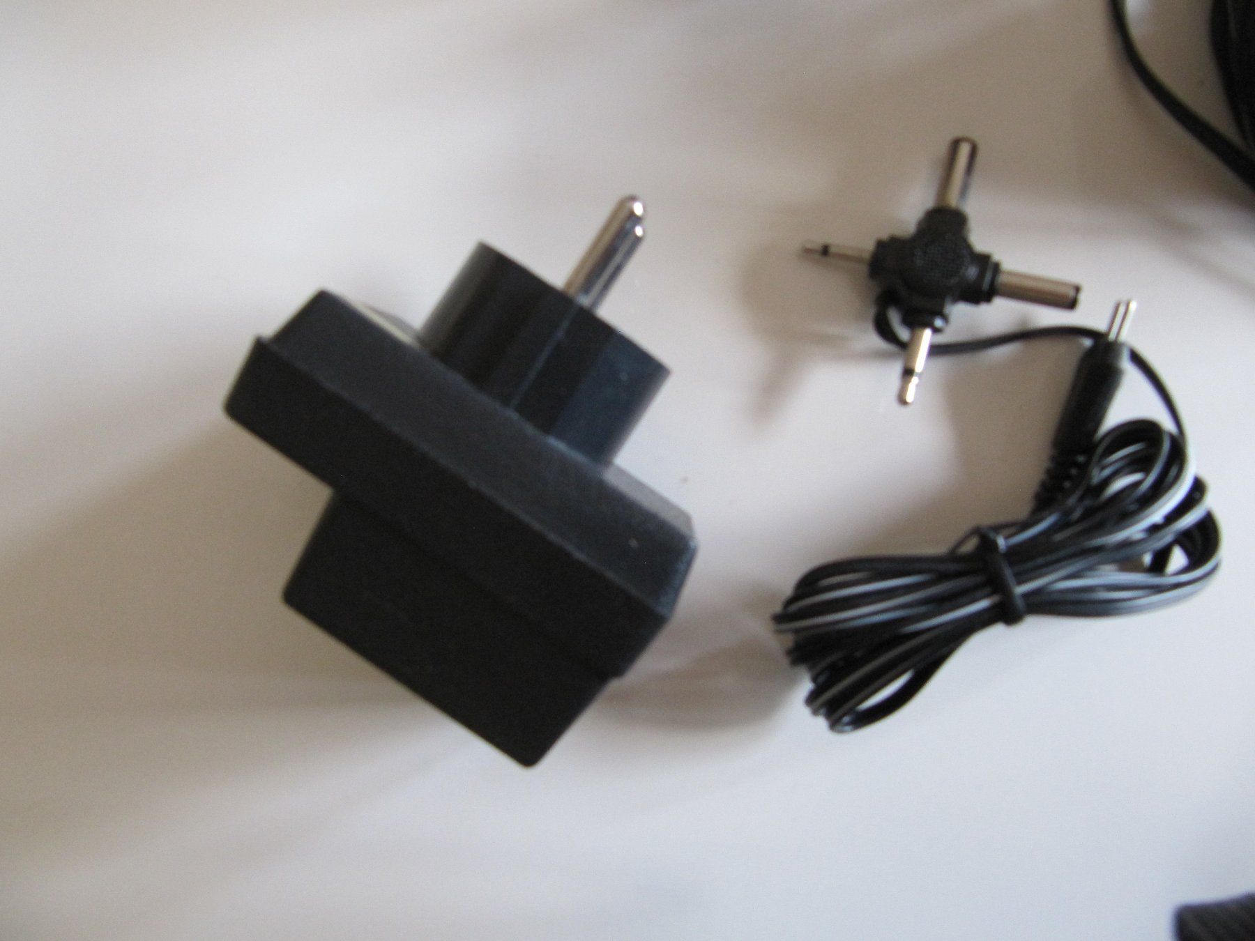 Caricabatterie: Diverse Netzgerät/A.C-D.C Adapter/A.C.Adapter/Steckladegerät – Usato da Basel venduto da Ruben2210 4