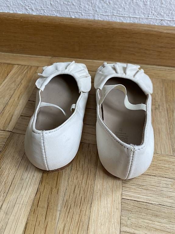 Zara Scarpe per ragazze: Lederschuhe gr 22 – Usato da Egg b. Zürich venduto da dalanna 1