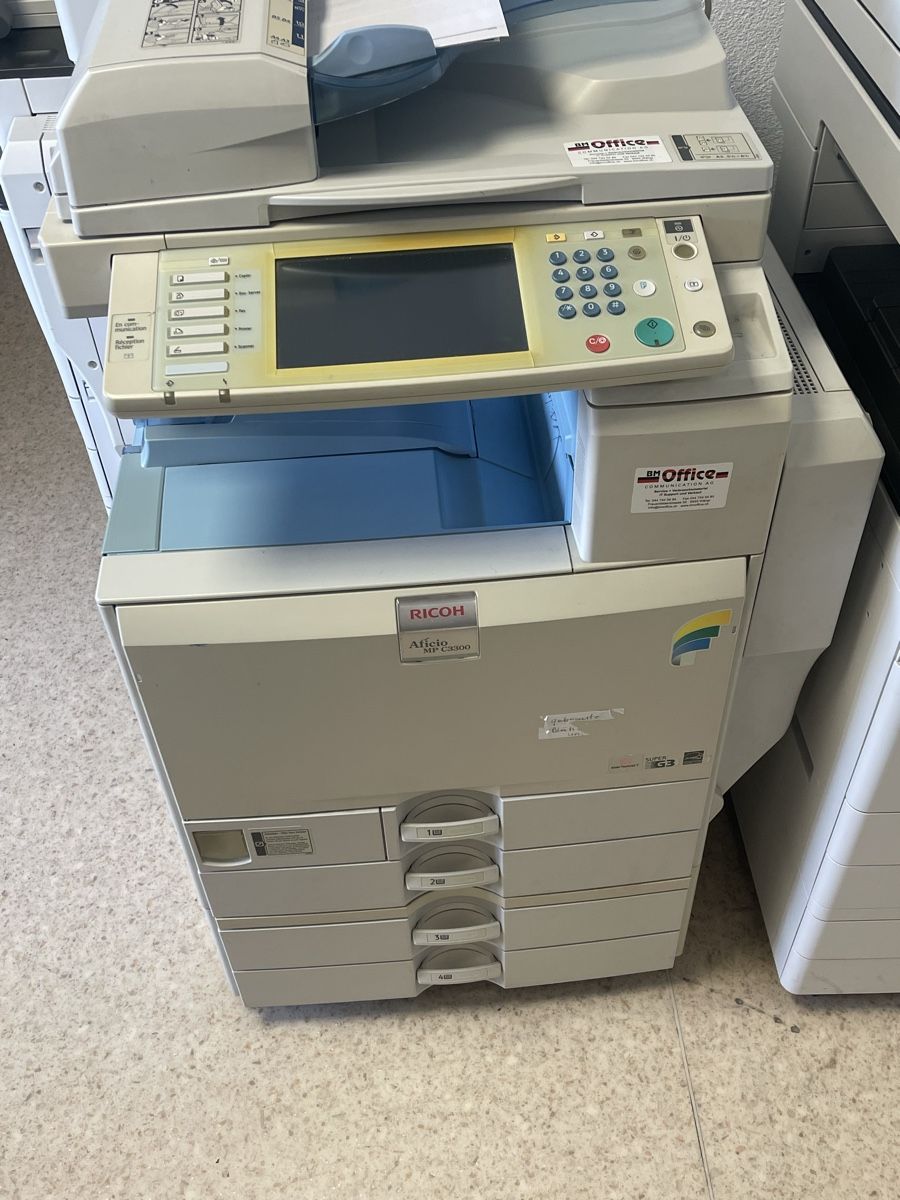 Ricoh Fotocopiatrici: Ricoh Aficio MP C3300 Farbkopierer – Usato da Wängi venduto da Bmo