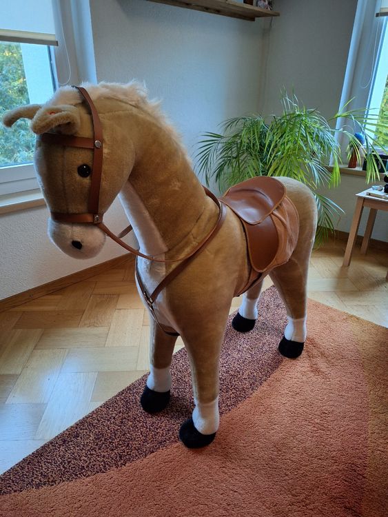 Elegantes Spielpferd Zum Reiten Ebenbild