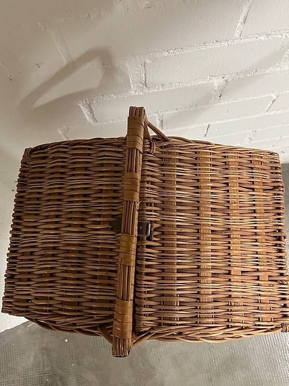 Autres articles pour la maison: Picknick Korb de luxe – D'occasion à Riehen par sus_gvt9 2