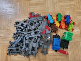 Lego Duplo Eisenbahn Gleise, Wagons & Lokomotive 