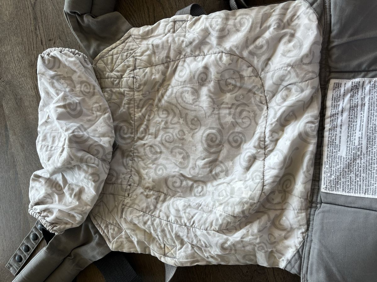 Ergo Baby Porte-bébés ventraux & dorsaux: Ergobaby Kindertrage – D'occasion à Rosshäusern par Travellerz 2