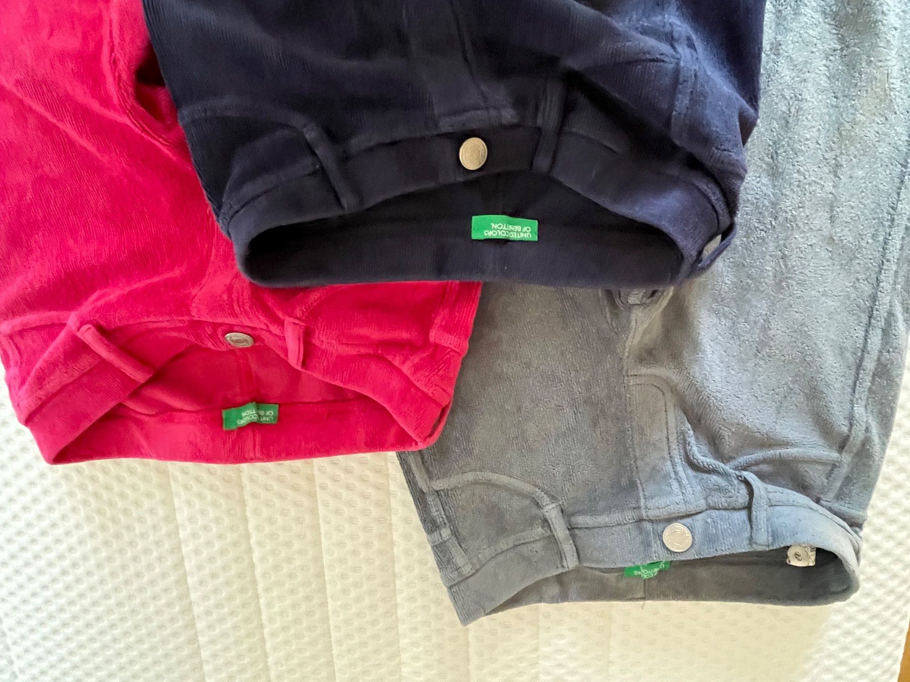 Benetton Pantaloni: Benetton chenille hose 130 cm – Usato da Zürich venduto da del_f8b6 3