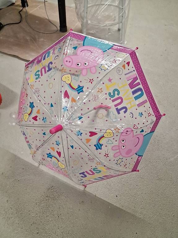 Spielzeuge: Schirm Peppa Pig – Gebraucht aus Würenlingen von Nicole3671