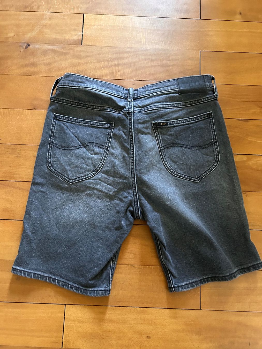 Lee Jeans: Lee Shorts Herren Gr.32 – Usato da Birsfelden venduto da Pearl10 3