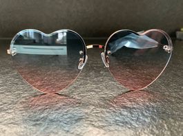 Modische Brille - neu