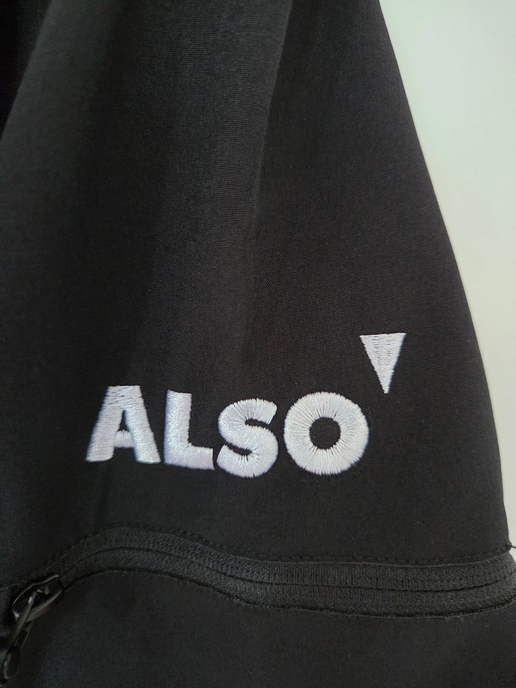Giacche: Simplicious Softshelljacke L HPE VEEAM ALSO Schwarz – Usato da Rothenburg venduto da RaphiS549 1