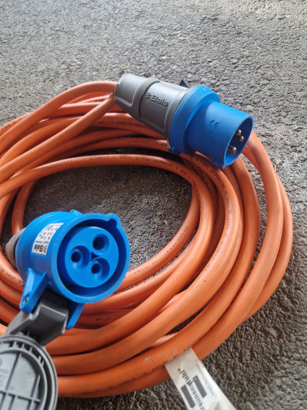 Kabel: Rallonge électrique CEE – Gebraucht aus Cries (Vollèges) von san_dn5p 1