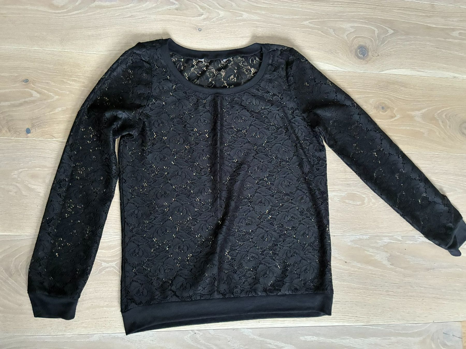 Camicette: Schwarze Spitzenbluse 38 – Nuovo (secondo la descrizione) da Lausanne 26 venduto da anaxena