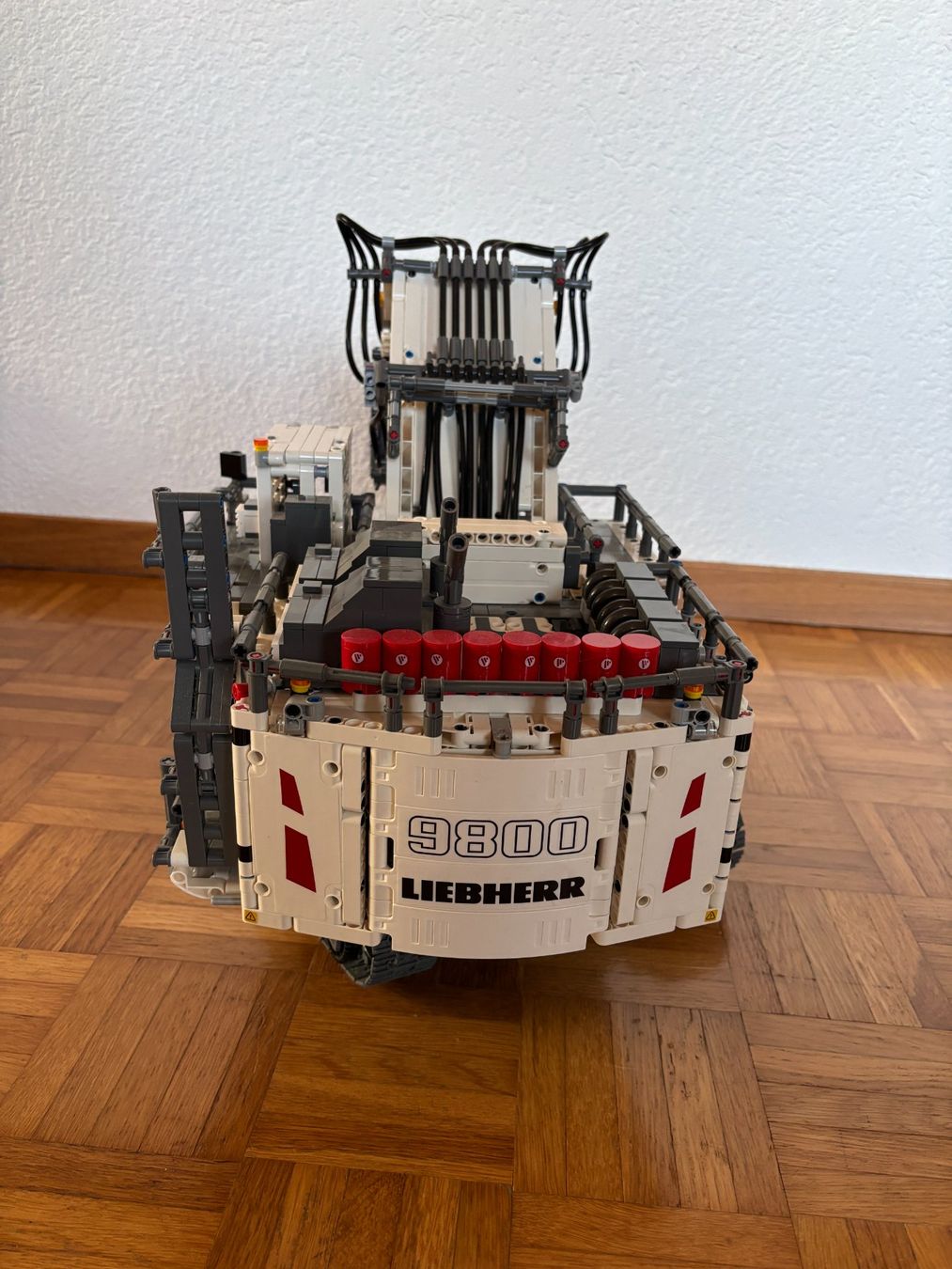 Liebherr Excavateurs: Lego Liebherr Bagger 42100 – D'occasion à Selzach par kleiner_eisbaer 1
