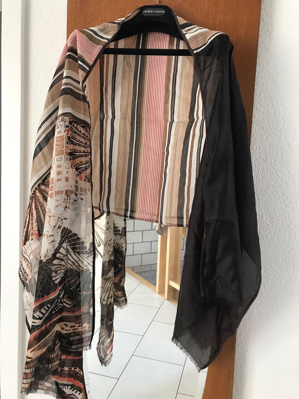 Bonita Sonstige Damenmode: Bonita Cape / Schal – Neu (gemäss Beschreibung) aus Ueberstorf von ojas23 2