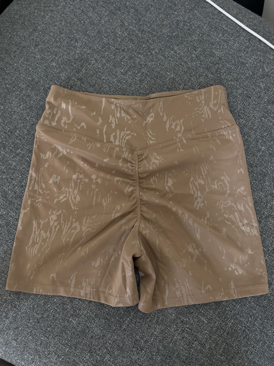 Pantaloni: Short shiny BJ – Nuovo (secondo la descrizione) da Noës venduto da titerfly 1
