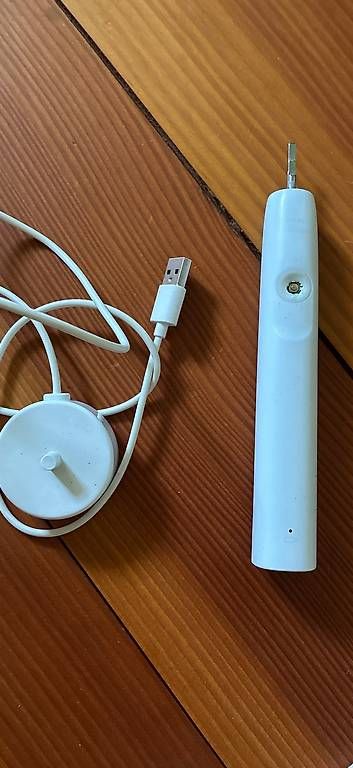 Philips Sonicare Soins dentaires: Sonicare Zahnbürste – D'occasion à Bern par lisun