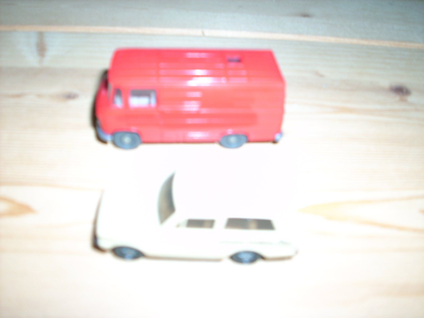 Modellini d'auto: Modellautos – Usato da Hochdorf venduto da christoph012