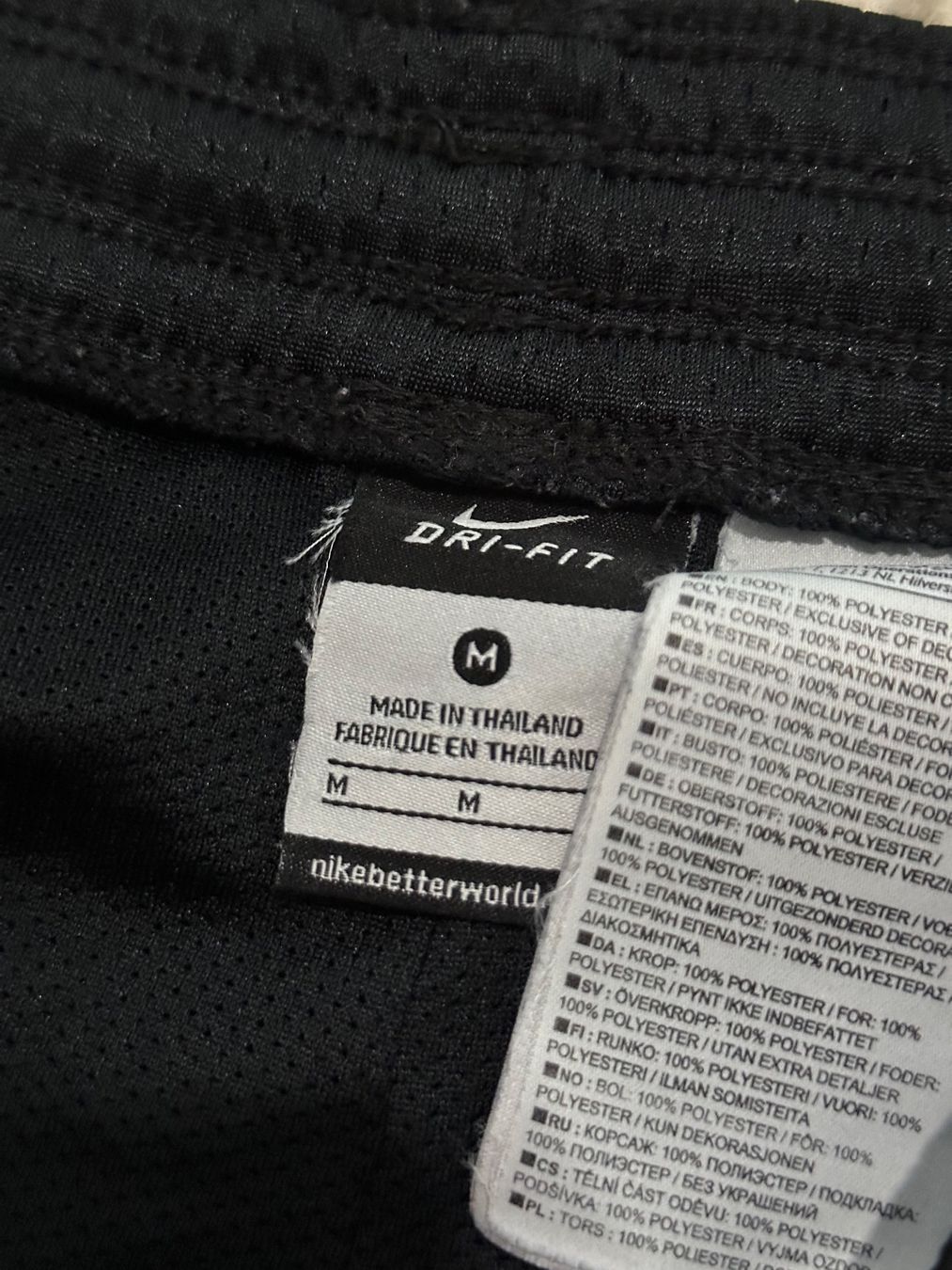 Nike Hosen: Nike Shorts Gr.M – Gebraucht aus Bern von BrandVilla 2