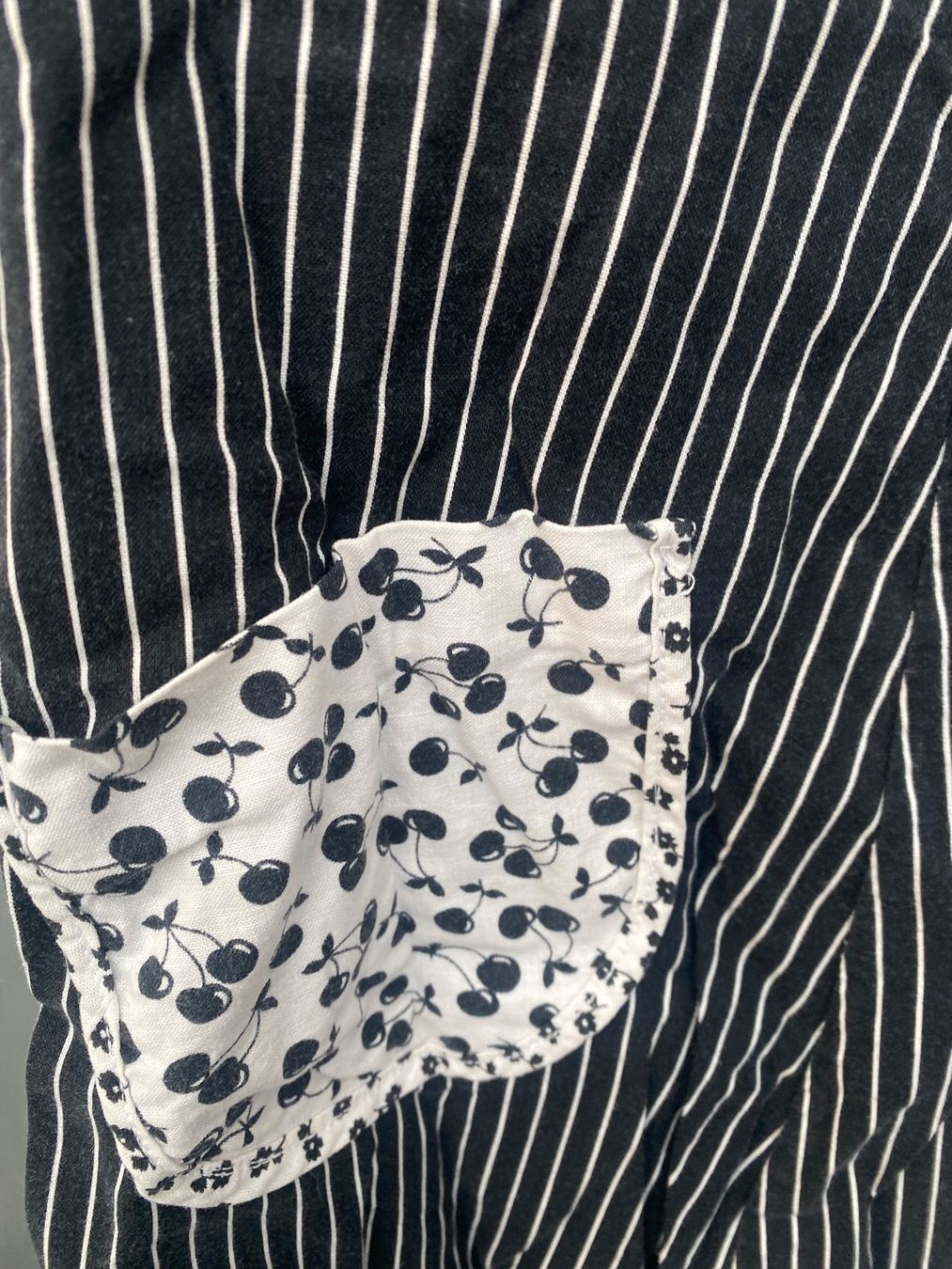 Vestiti: Vintage Kleid schwarz/weiss Gr.S – Usato da Solothurn venduto da wulli10 2