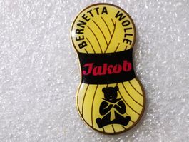 Ansteckpin 132: Jakob x Bernetta Wolle