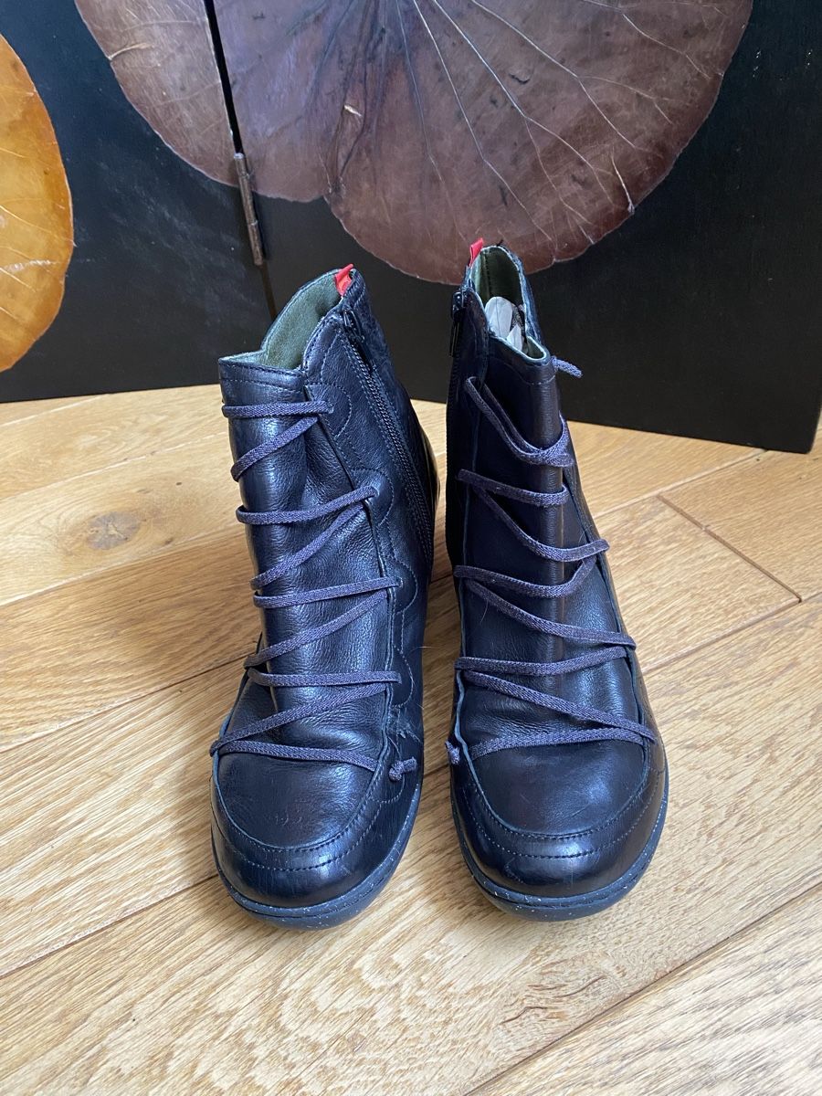 Camper Scarpe da donna: Bottines Camper noires p. 40 CAMPER – Usato da Broc venduto da ffribourg