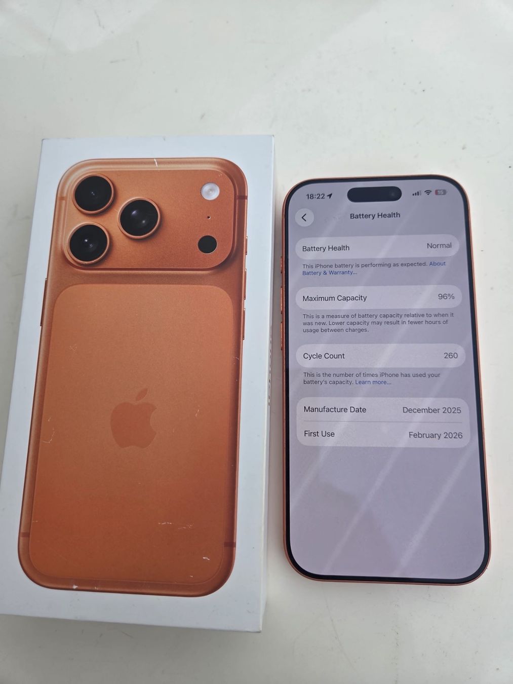 Apple Telefoni cellulari / Smartphones: iPhone 17 Pro 256 GB orange – Usato da Zürich venduto da Ruxpurple 1