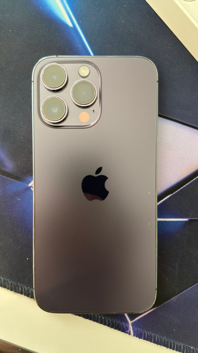 Apple Telefoni cellulari / Smartphones: iPhone 14 Pro Max – 256GB – Deep Purple – Usato da Kloten venduto da mey_sxr9 2