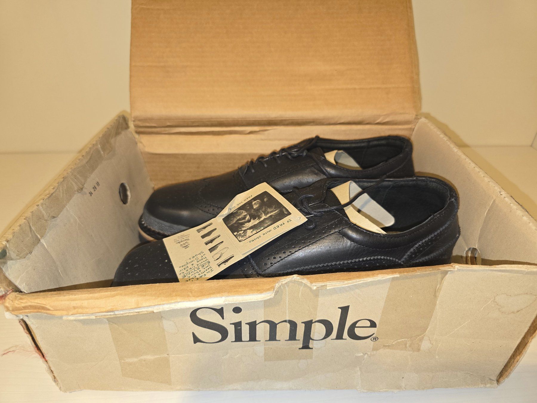 Scarpe da uomo: Simple Walking Timebomb EU 45 - NP 135 USD – Nuovo e nell'imballaggio originale da Chiasso venduto da Arina888 2