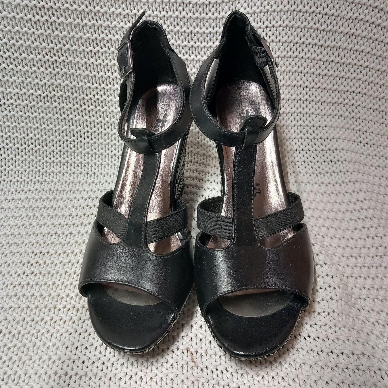 Tamaris Scarpe da donna: Keilsandalen Tamaris Gr.37 – Usato da Gwatt (Thun) venduto da umwelt-brocki 1