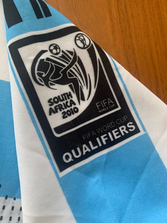 Maillots de corps & Pantalons: FIFA Argentina Qualifiers South Afrika 2010 Shirt Gr. 44 – D'occasion à Oberglatt ZH par sglattibrocki 2