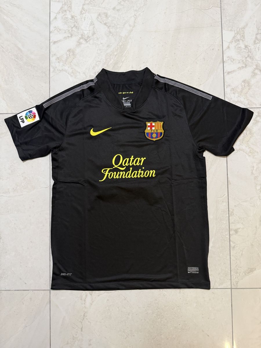Nike Leibchen & Hosen: FC Barcelona Messi Trikot – Neu (gemäss Beschreibung) aus Bronschhofen von leo_99hp