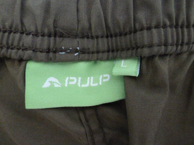 Pantaloni: Short – Usato da Luzern venduto da Ankerli 4